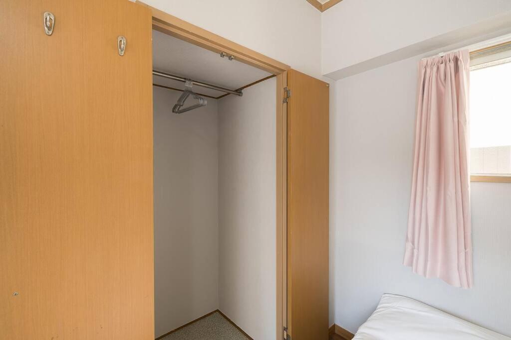 Takadanobaba Address502 * Präfektur Tokio